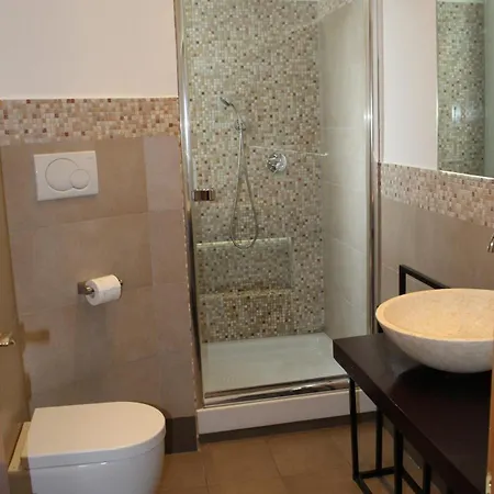 Interno 10 * Rome